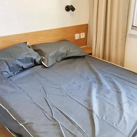 Chaleureux A Avec Piscine Partagee. Tatil Evi *